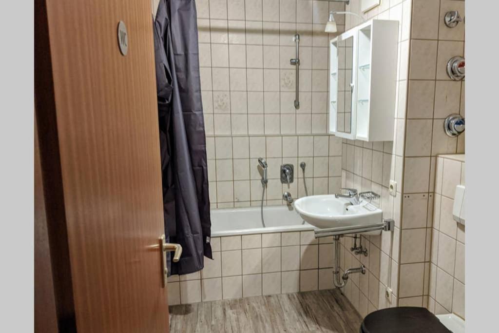 Ideale Messe/Airport Wohnung 15Min Fahrtweg Kirchheim unter Teck Kültér fotó